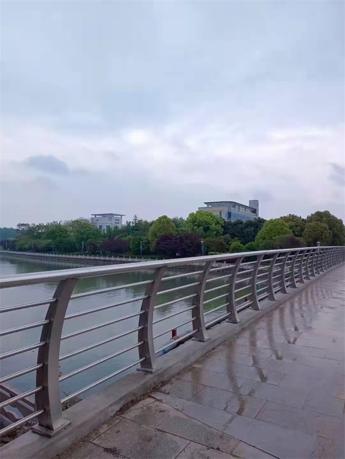 不銹鋼橋梁護欄 不銹鋼橋梁護欄